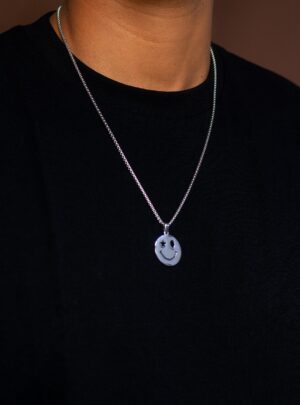 SMILEY NECKLACE SILVER.