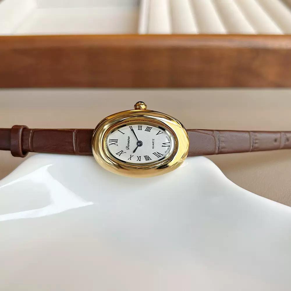 BROWN LEATHER WATCH